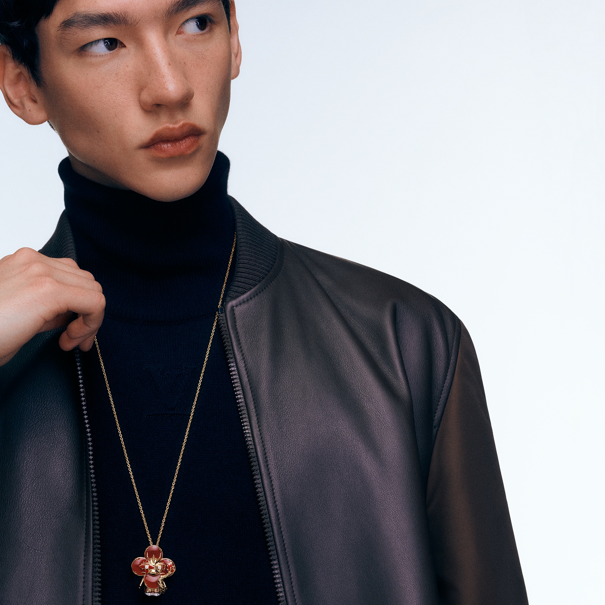 Vivienne Dragon Pendant, Yellow Gold, White Gold, Lacquer